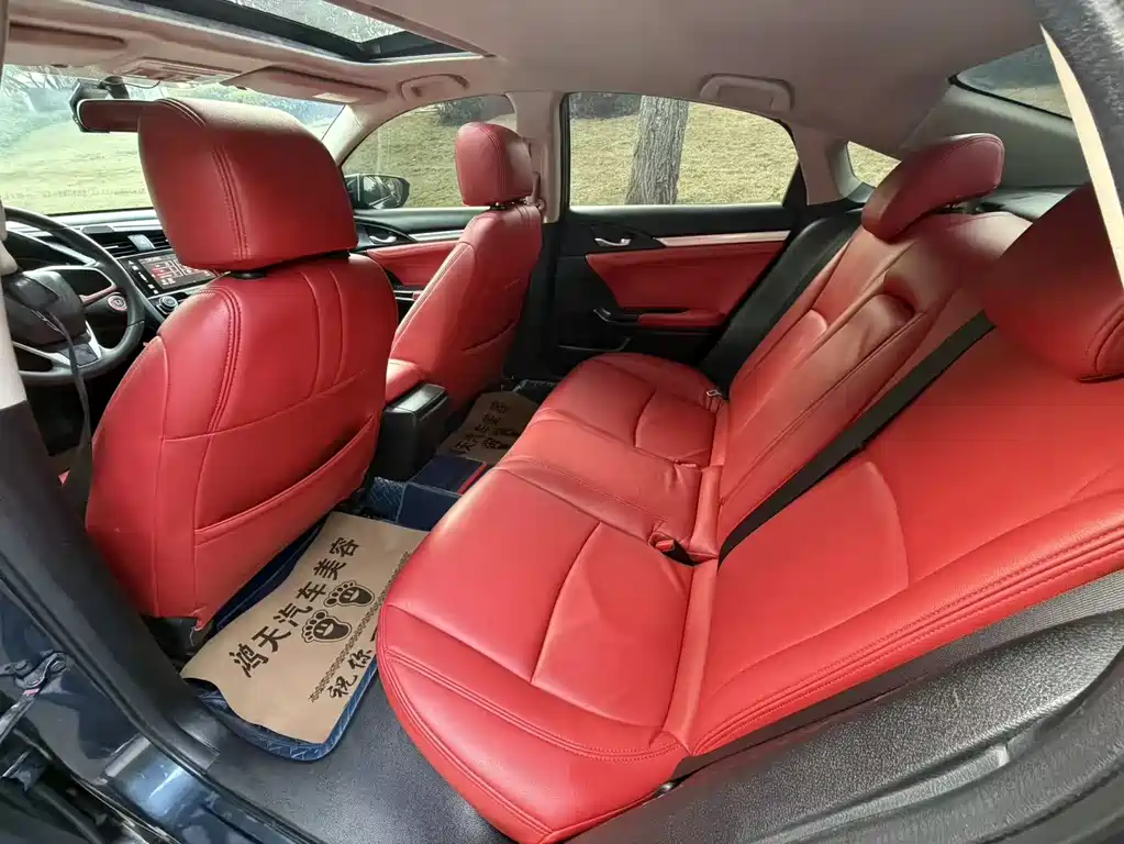 Honda Civic 2016 220TURBO CVT Luxury