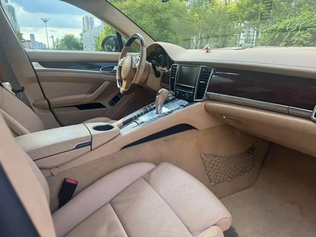 Porsche Panamera — миниатюра 11