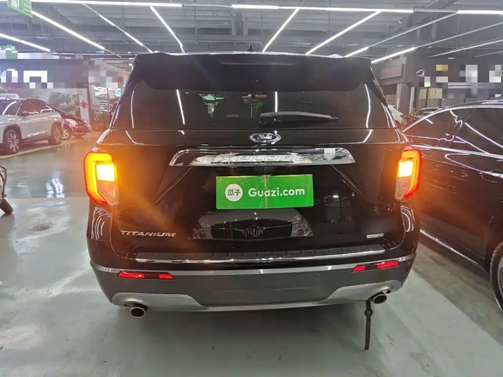 Ford Explorer — миниатюра 6