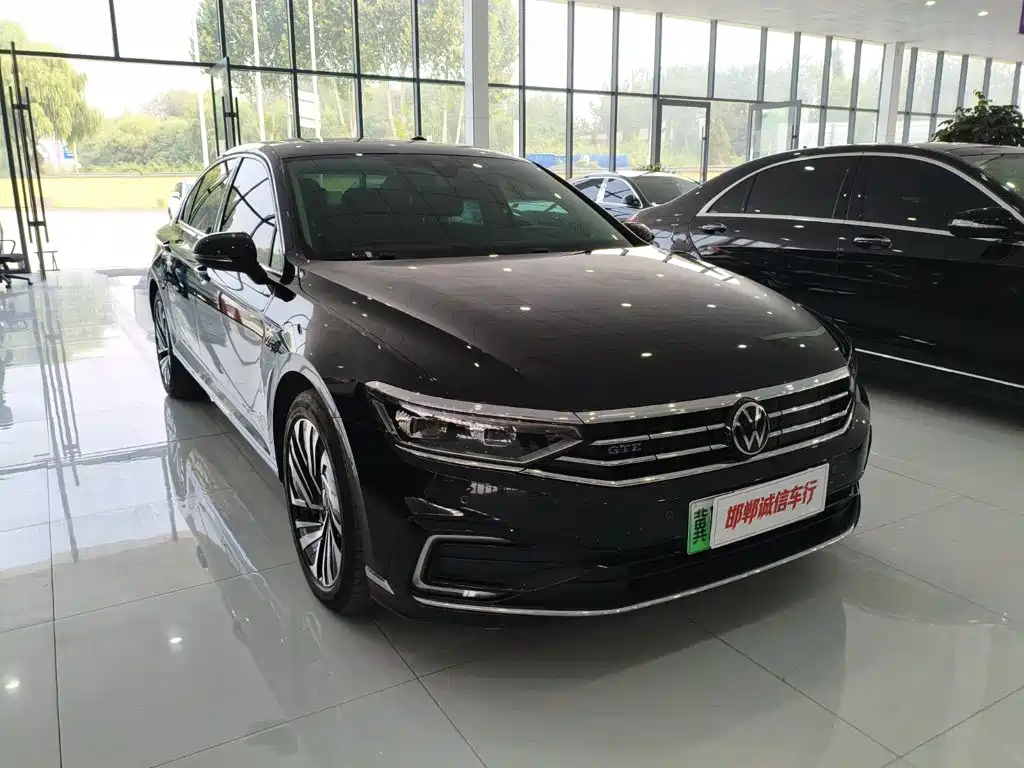 Volkswagen Magotan PHEV — миниатюра 3