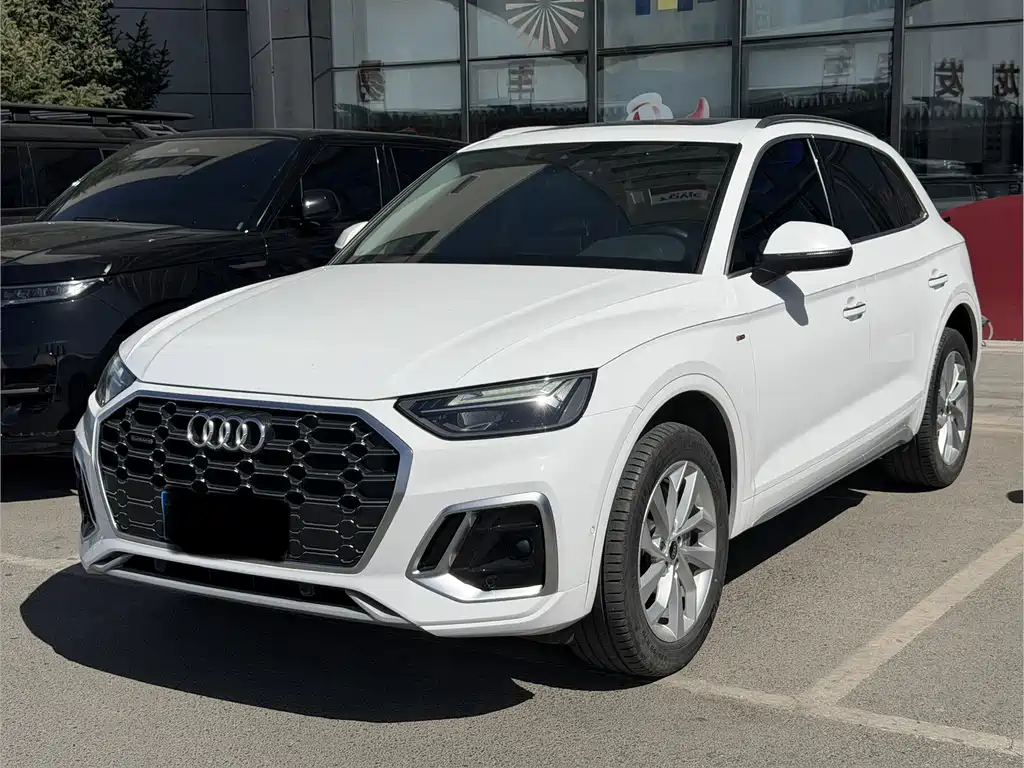 Audi Q5L 2021