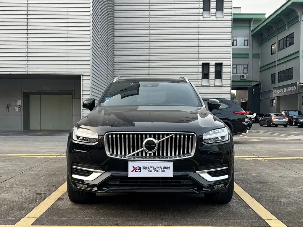 Volvo XC90 2021 B5 Luxury 5 мест