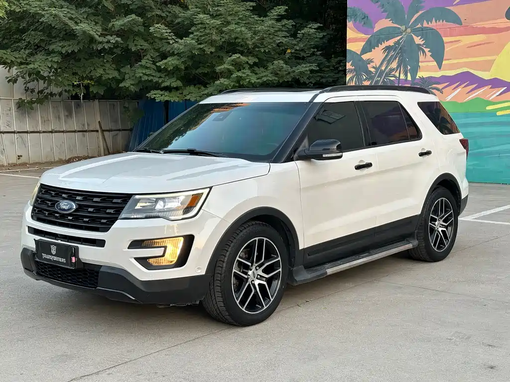 Ford Explorer (Import)