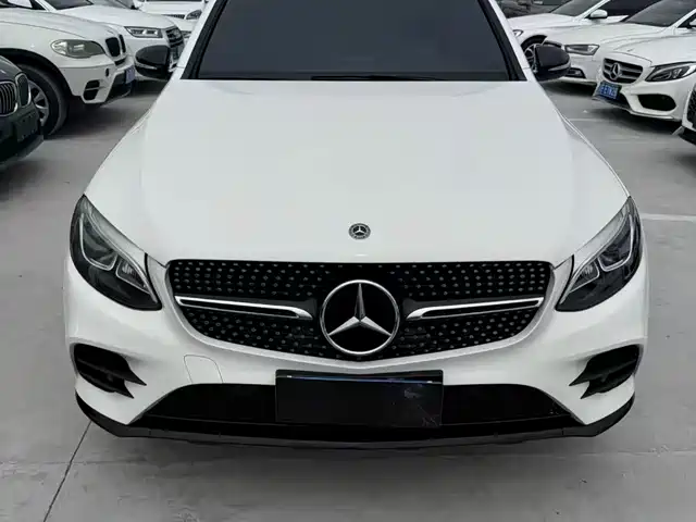Mercedes-Benz GLC — фото 1
