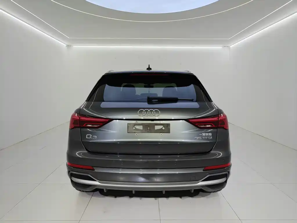 Audi Q3 2022 35 TFSI