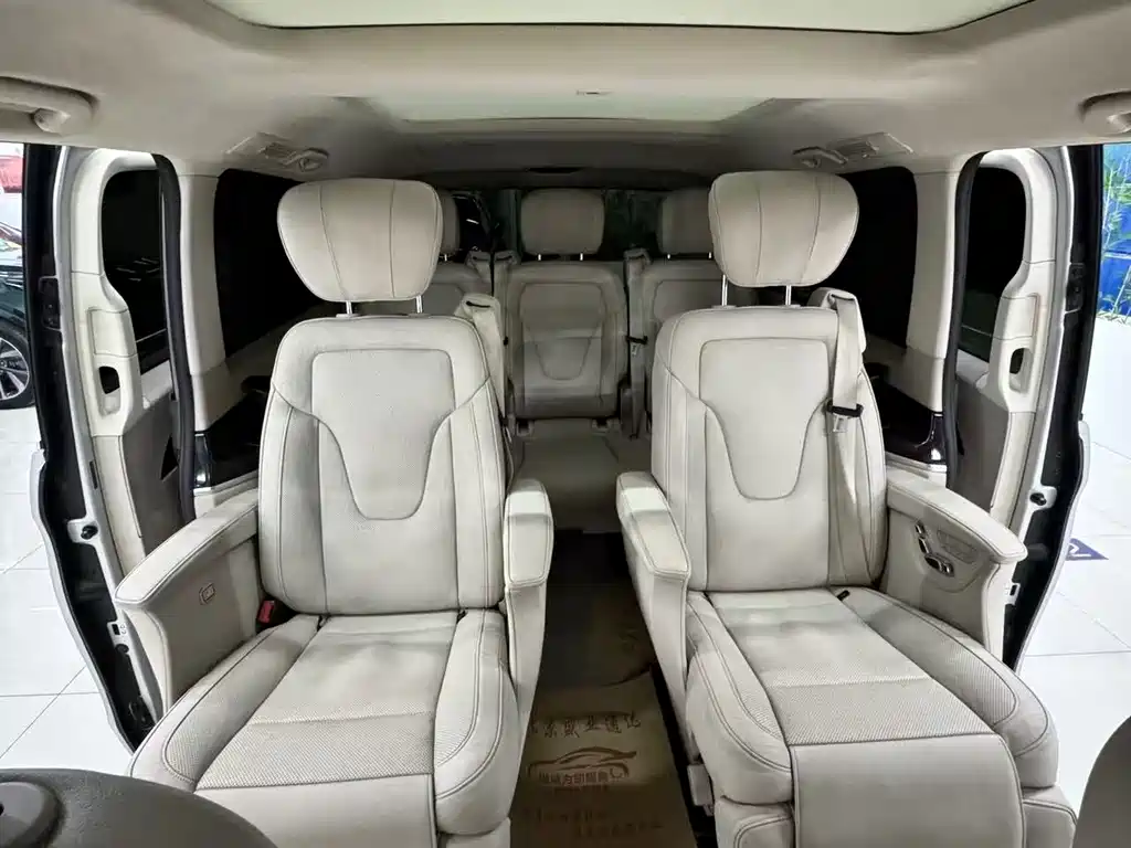 Mercedes-Benz V-Class V 2016 V 260 Luxury