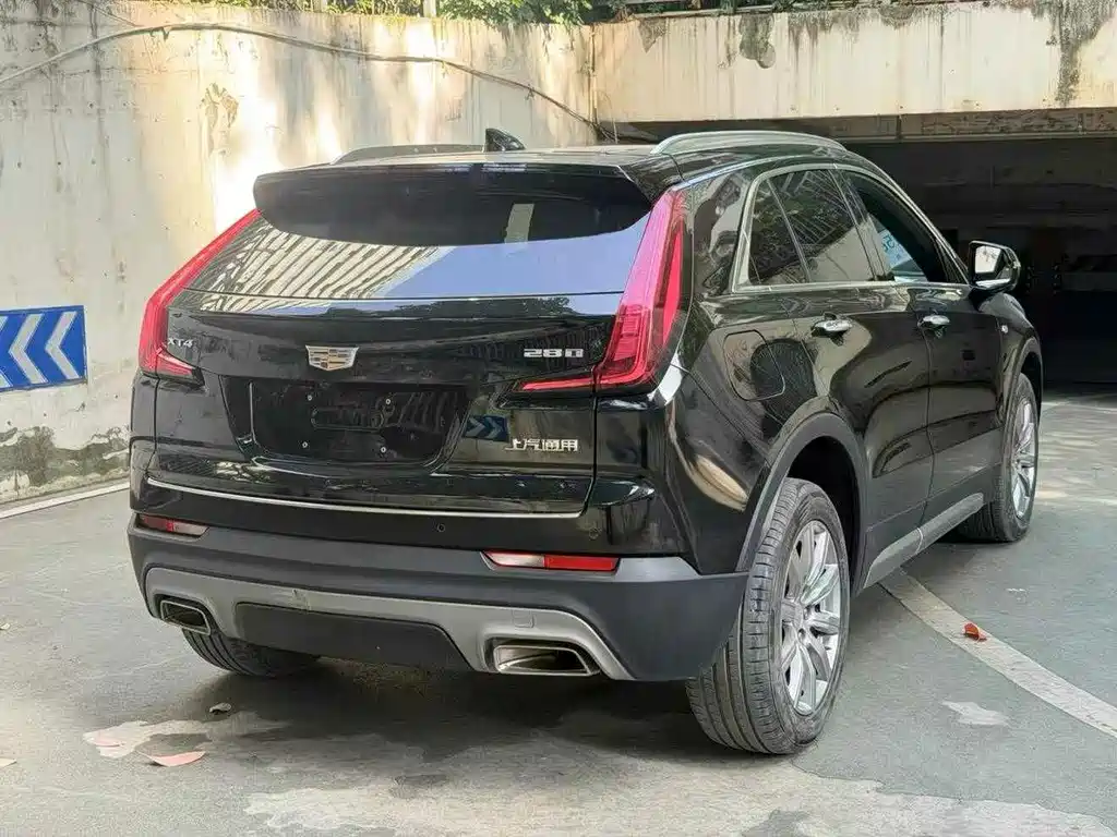 Cadillac XT4 2018 28T Lead