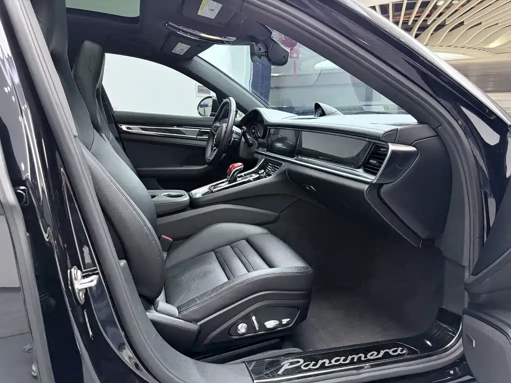 Porsche Panamera — миниатюра 20
