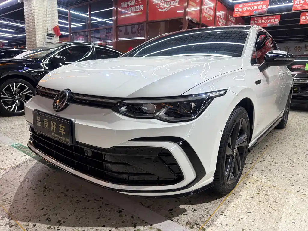 Купить Volkswagen Golf