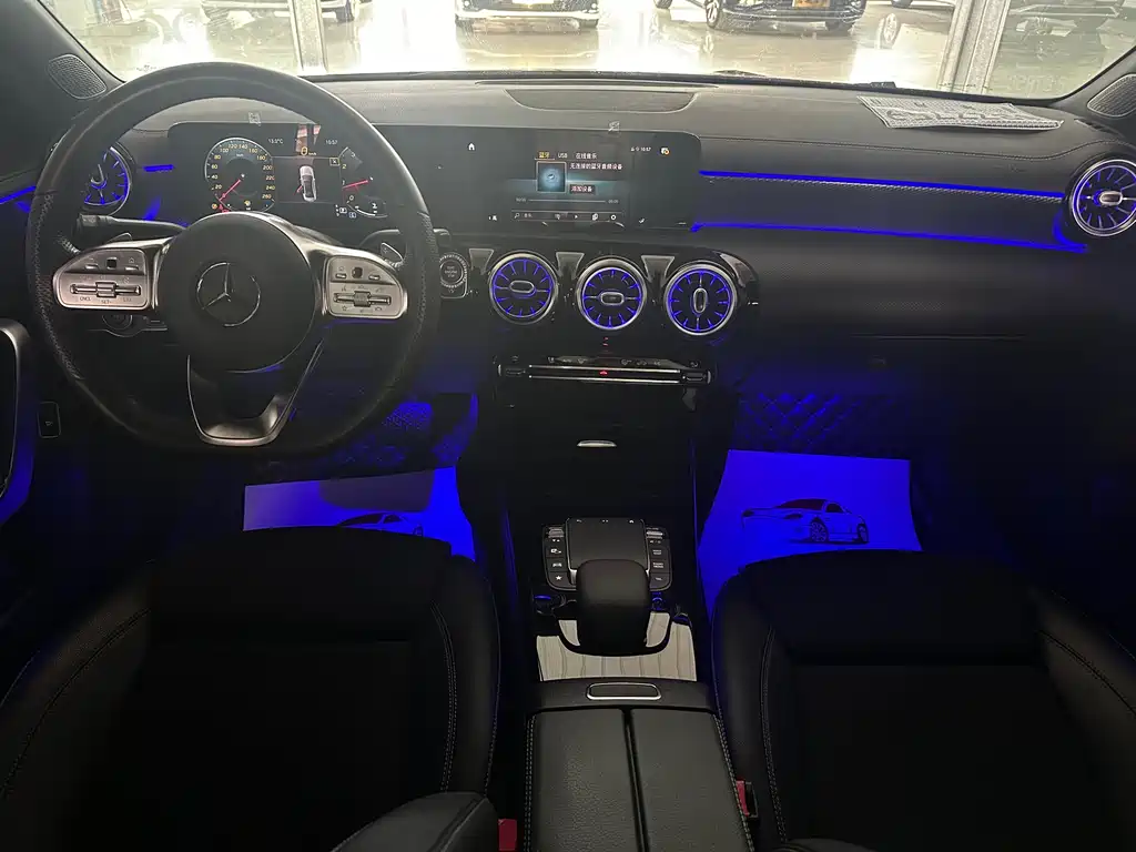 MERCEDES-BENZ A CLASS