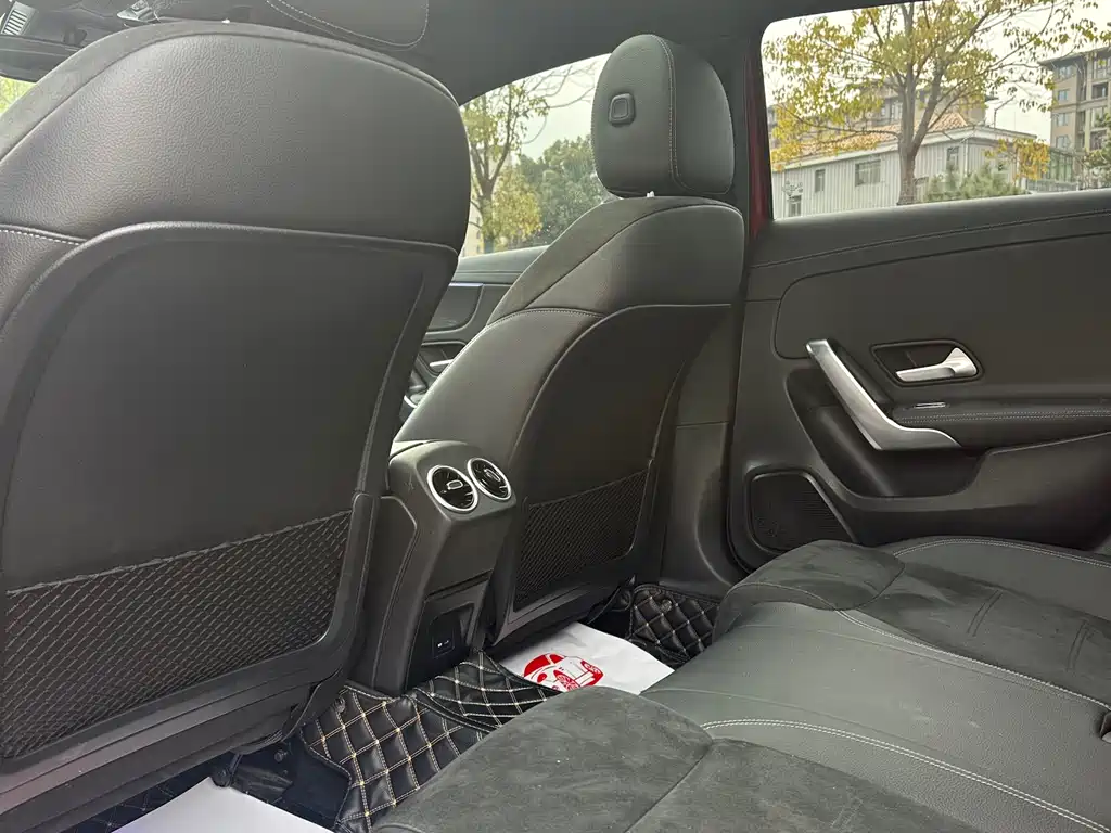 MERCEDES-BENZ A CLASS