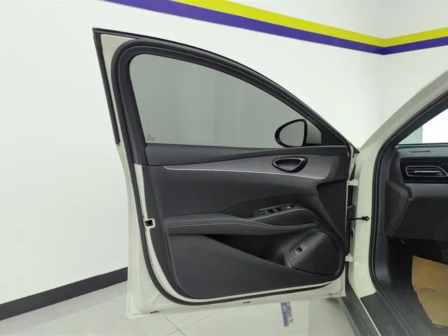 BYD Seal 06 06 2025 DM-i Smart Drive 80KM Luxury