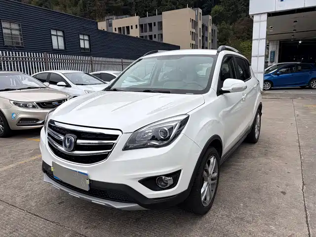 CHANGAN CS35