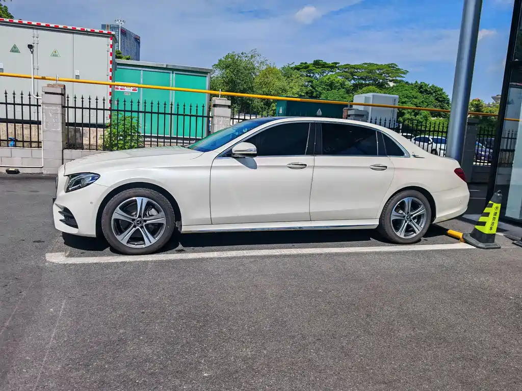 Mercedes-Benz E-Class E 2020 E 260 L Sport