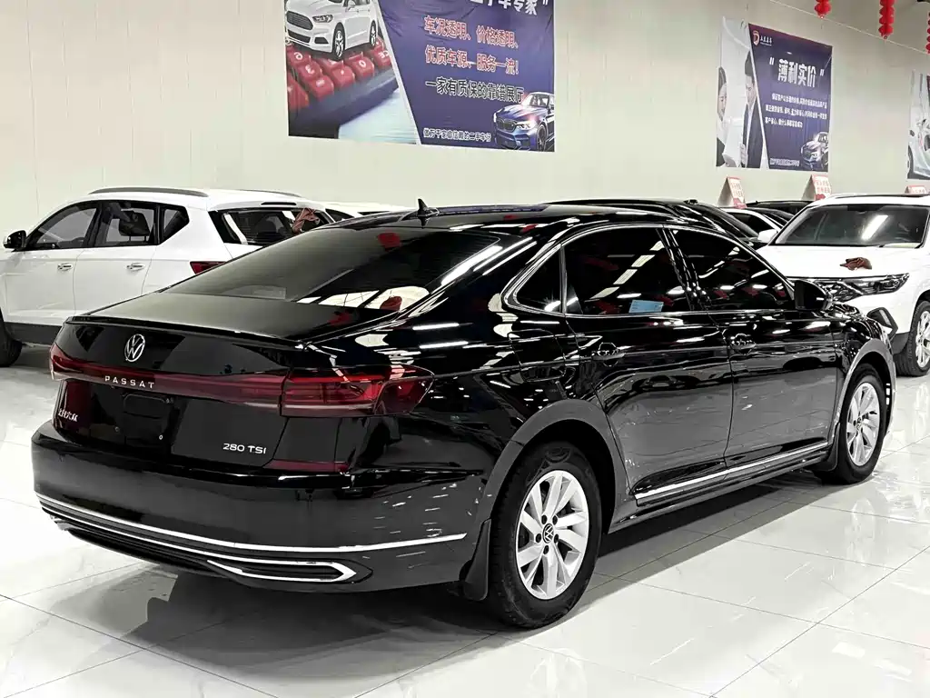 Volkswagen Passat 2023 280TSI