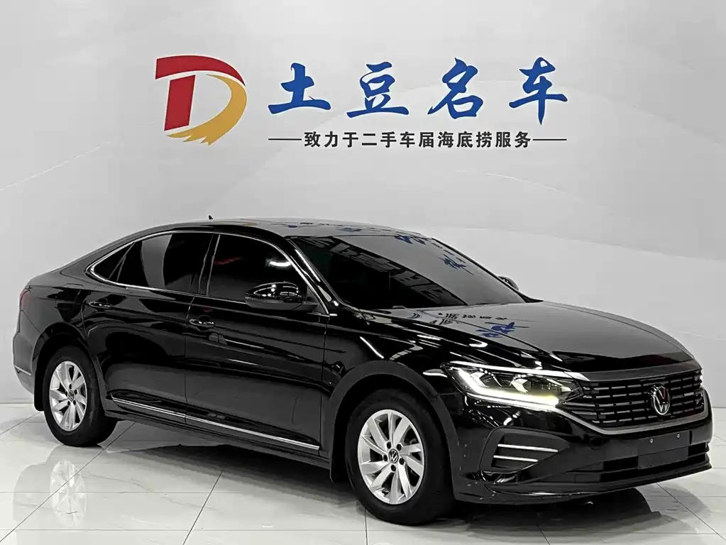 Volkswagen Passat 2023 280TSI