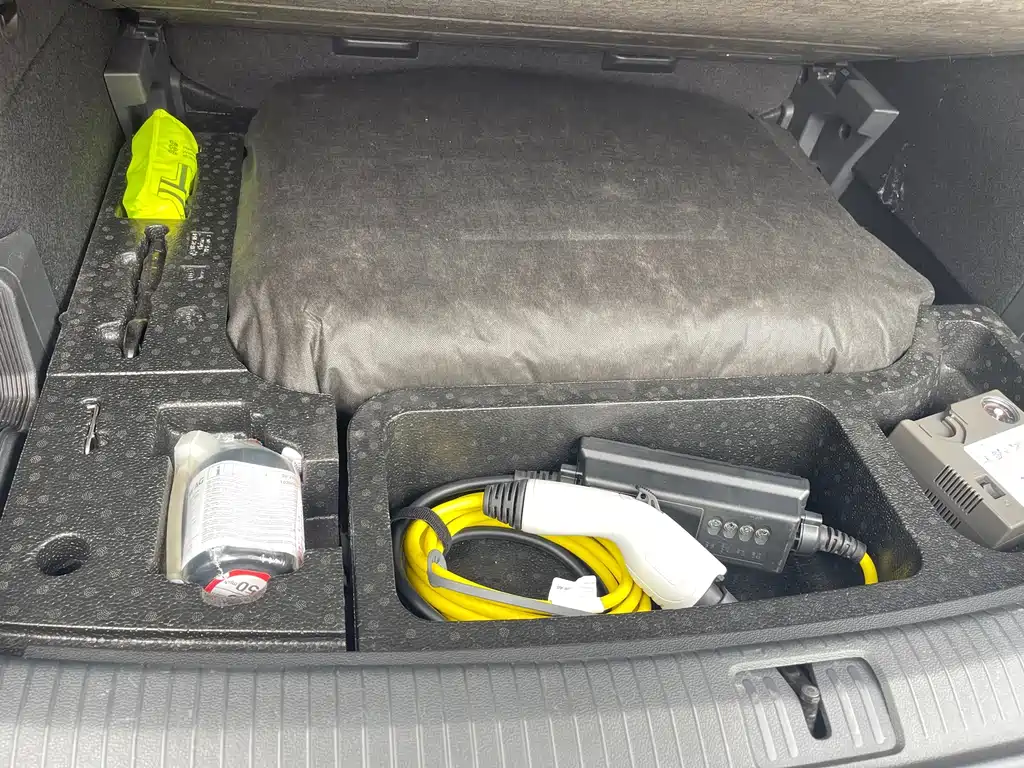 Volkswagen Tiguan L PHEV — миниатюра 29