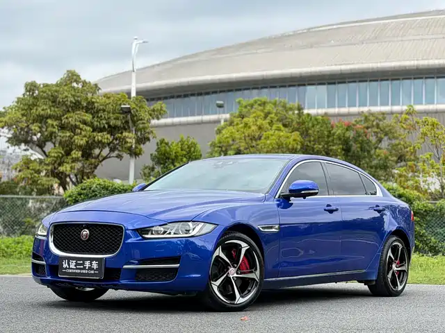 Jaguar XEL 2019 2.0 T 200 PS — фото 1