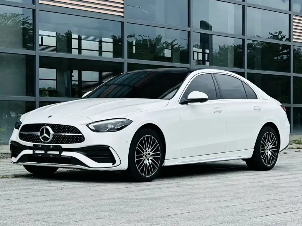 Mercedes-Benz C-Class 2025