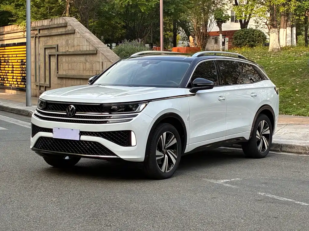 Volkswagen Tavendor 2023