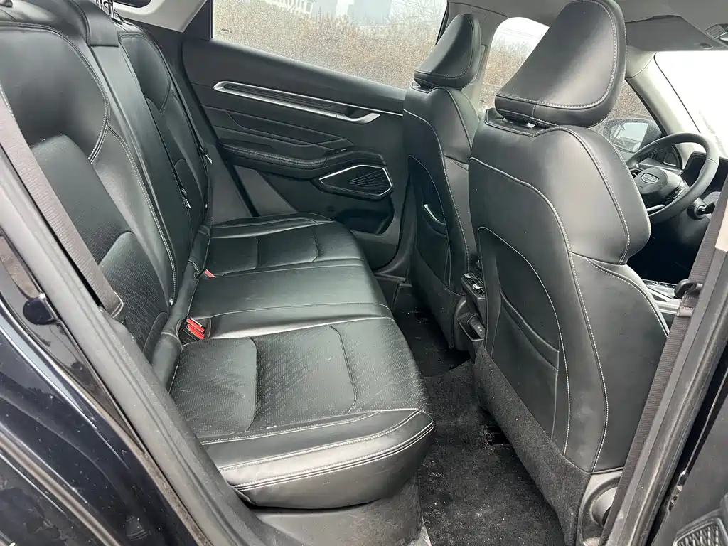 Geely Emgrand 2022 4 1.5L CVT Elite