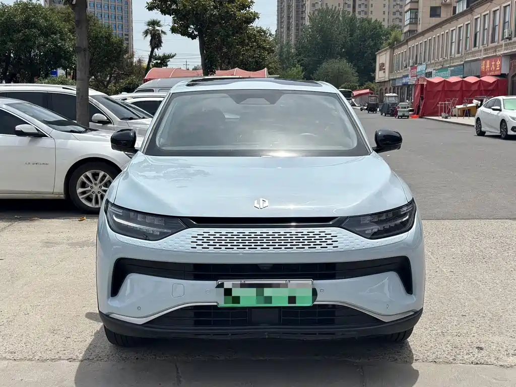 Leapmotor Leapmotor C11 — миниатюра 2