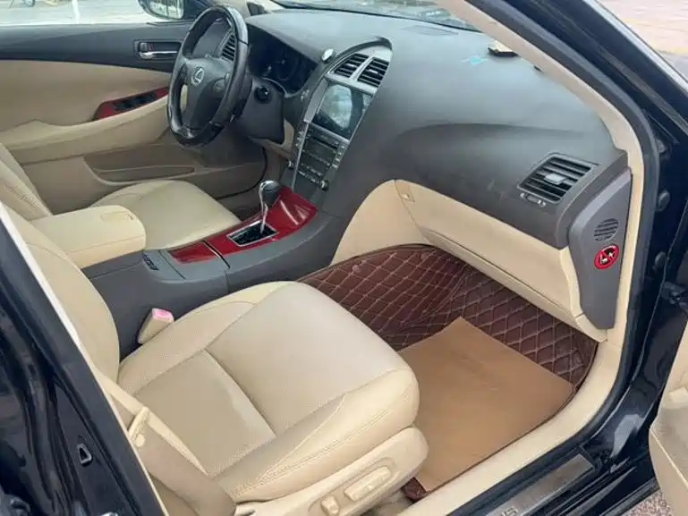Lexus ES — миниатюра 8