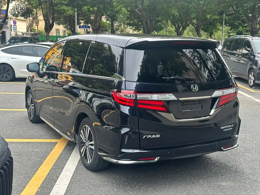 Honda Odyssey — миниатюра 4