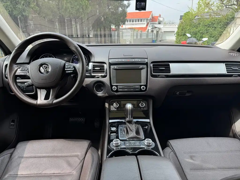 Volkswagen Touareg 2017 3.0TSI