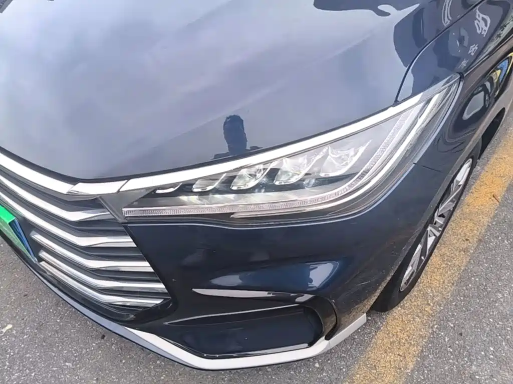 BYD MAX — миниатюра 24