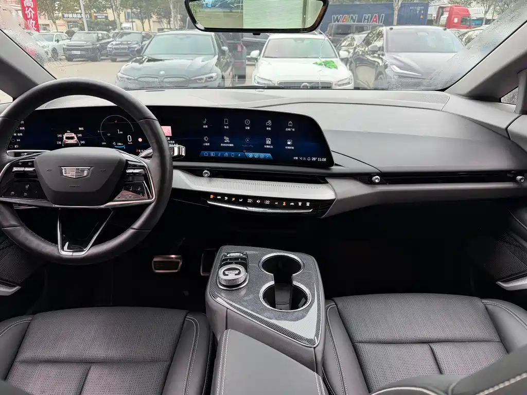 Cadillac IQ — миниатюра 9