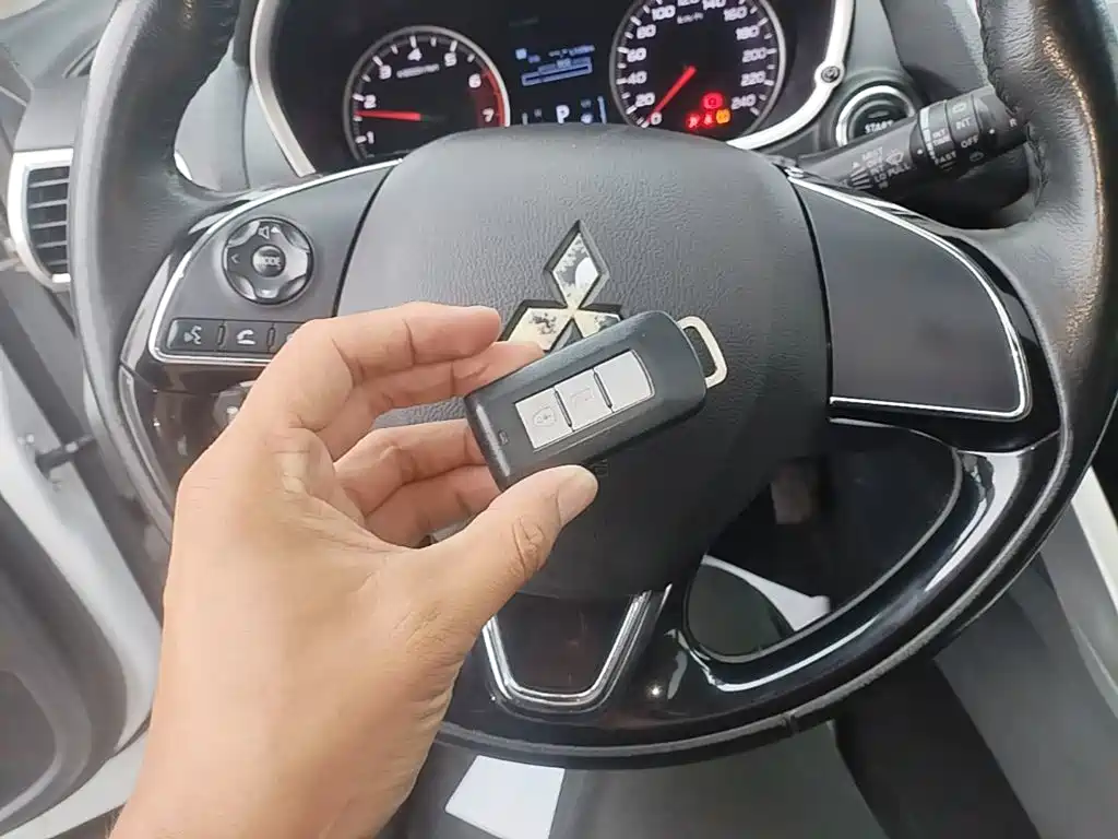Mitsubishi Eclipse Cross — миниатюра 9
