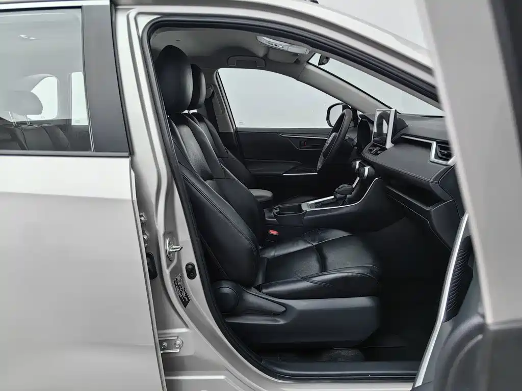Toyota Wildlander — миниатюра 23