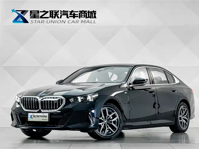 BMW i5