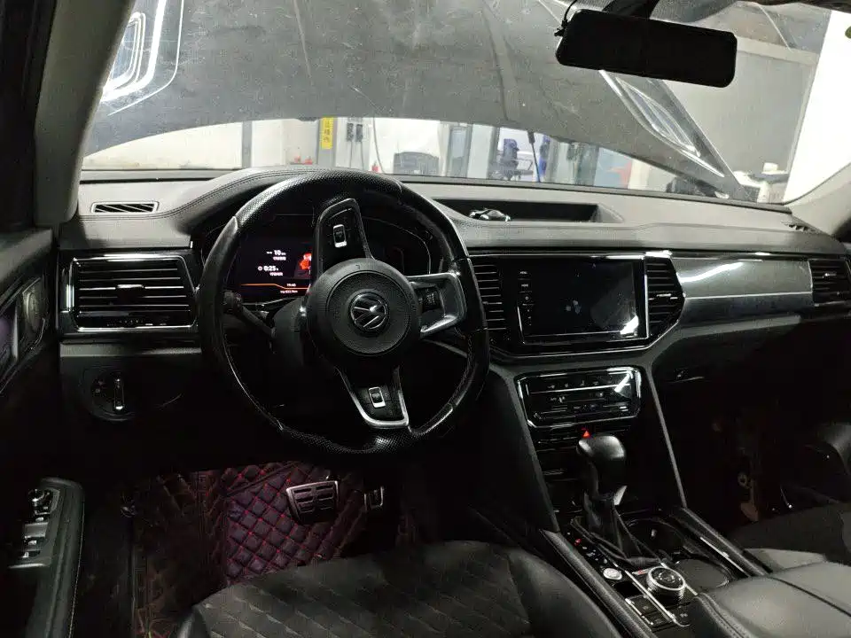 Volkswagen Teramont — миниатюра 4