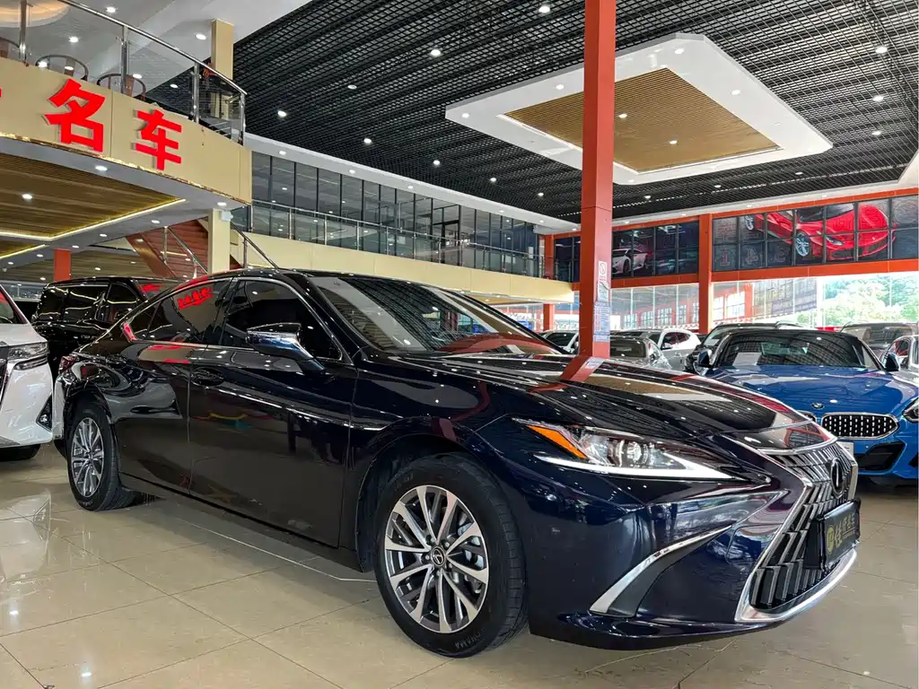Lexus ES — миниатюра 3