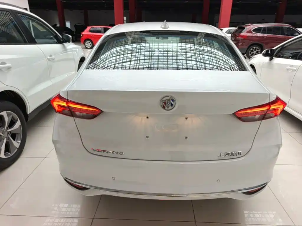Buick Verano — миниатюра 6