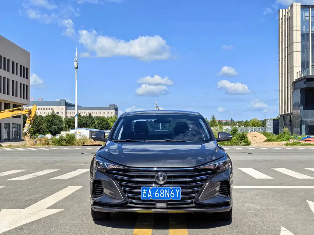Changan Eado — миниатюра 2
