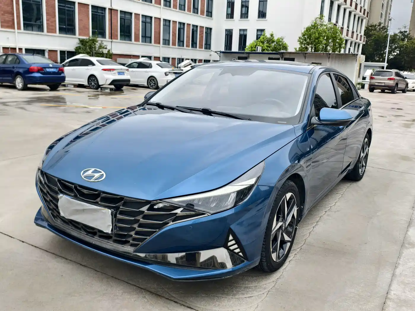 伊兰特 2022款 1.5L CVT LUX尊贵版 2022
