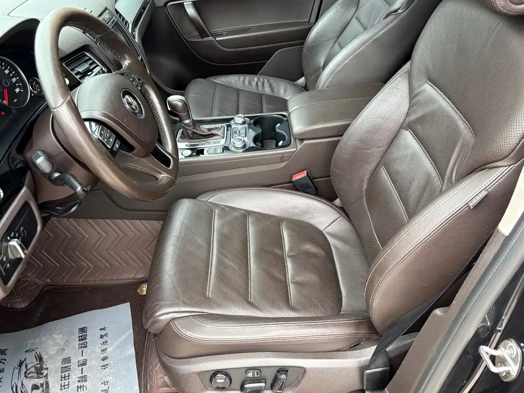 Volkswagen Touareg — миниатюра 32
