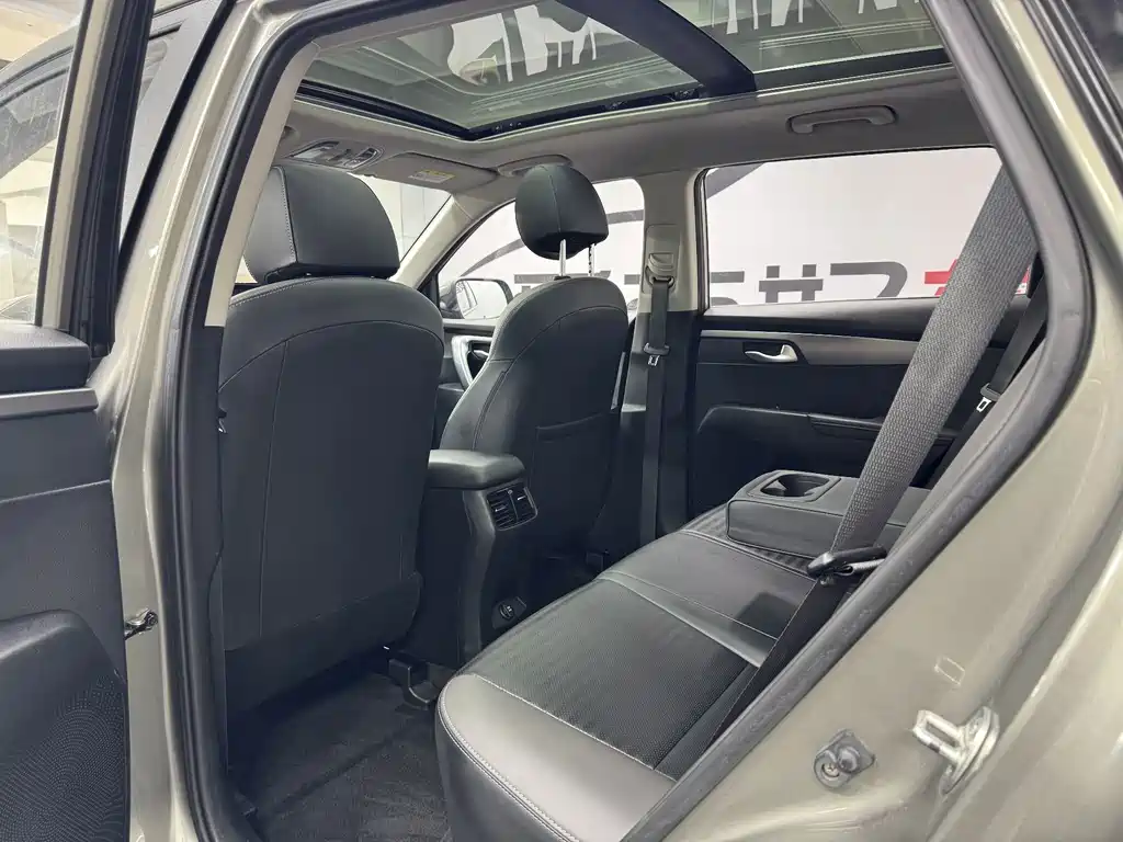 Kia Sportage — миниатюра 12
