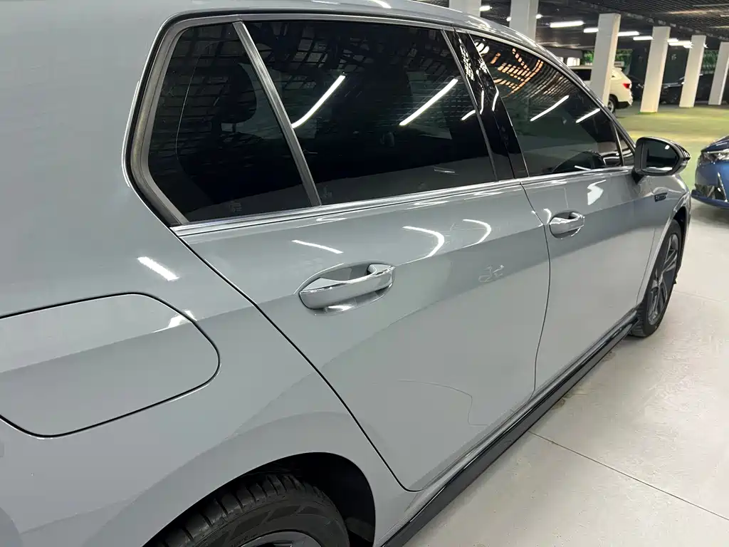 Volkswagen Golf — миниатюра 30