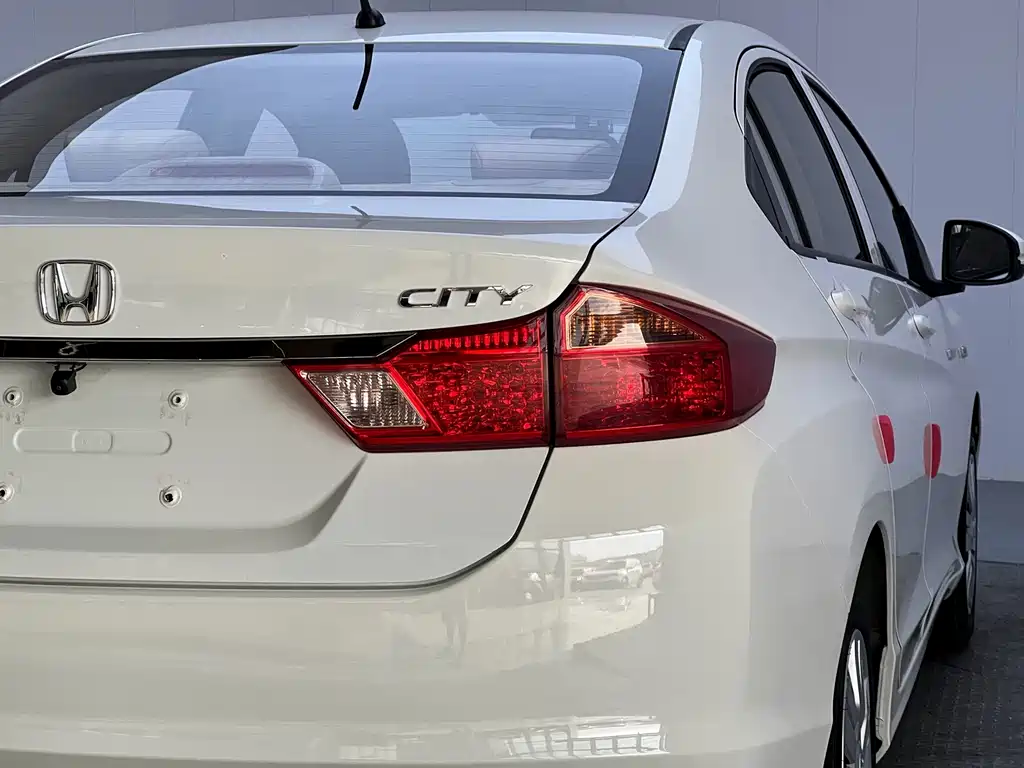 Honda City — миниатюра 19