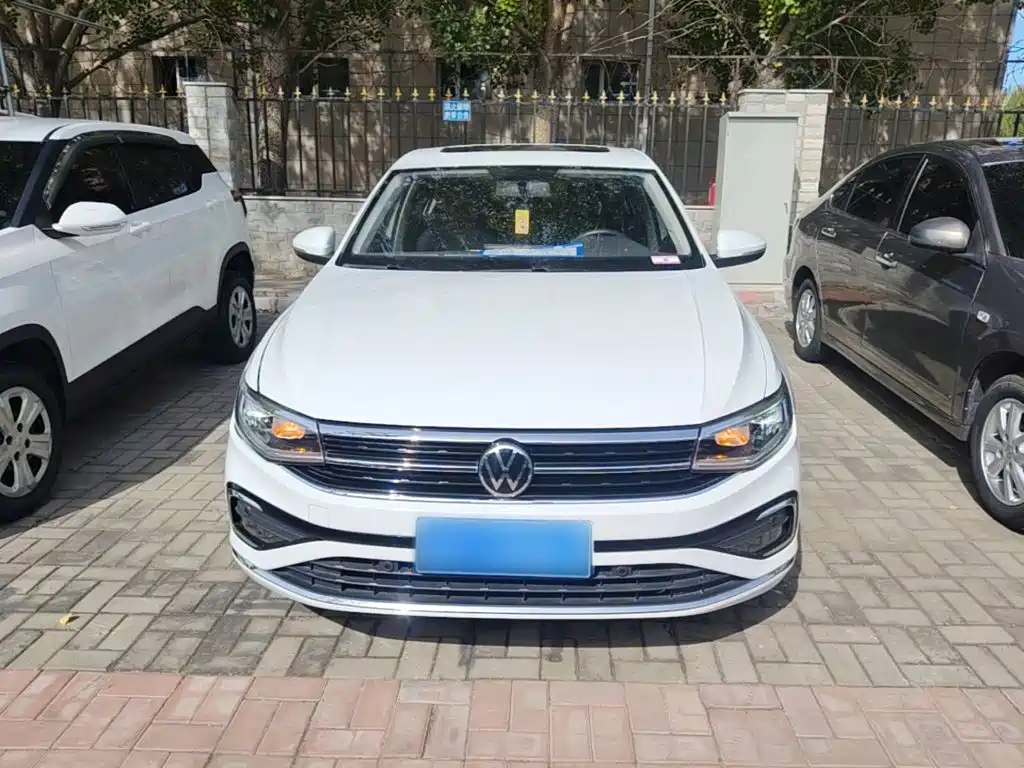 Volkswagen Bora — миниатюра 3