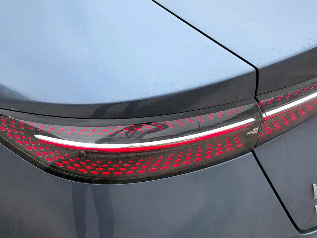 BYD Seal — миниатюра 10
