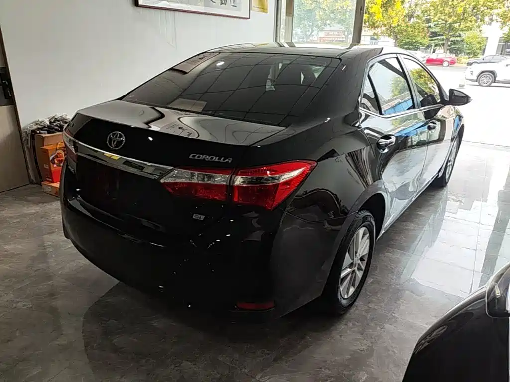 Toyota Corolla — миниатюра 7