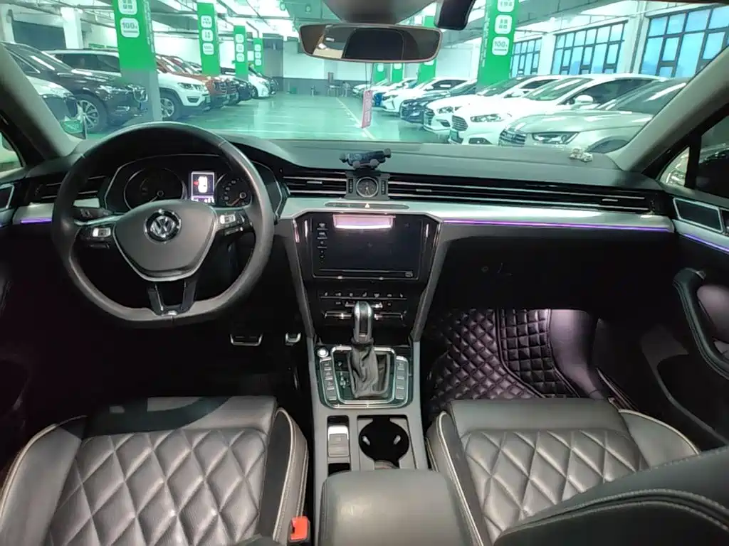 Volkswagen Magotan PHEV — миниатюра 12