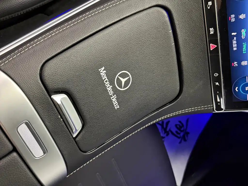 Mercedes-Benz C-Class — миниатюра 17