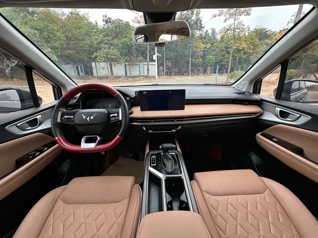 WULING WULING JIACHEN