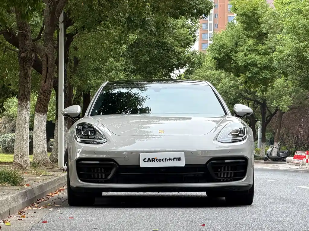 Porsche Panamera — миниатюра 2